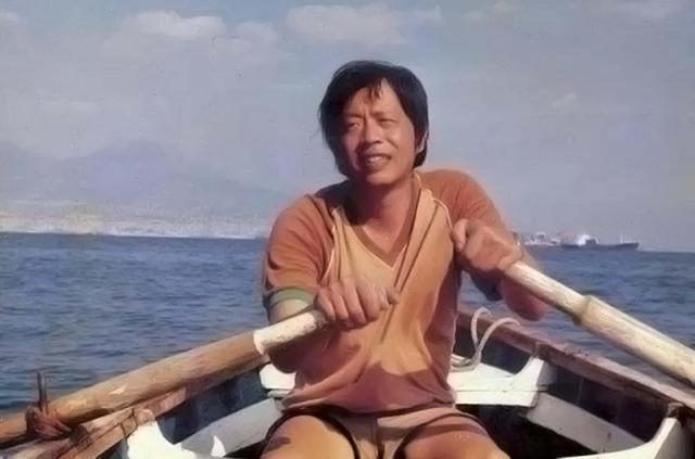 王小波《黄金时代》：荒诞不羁的“性”描写，被称为“黄色小说”