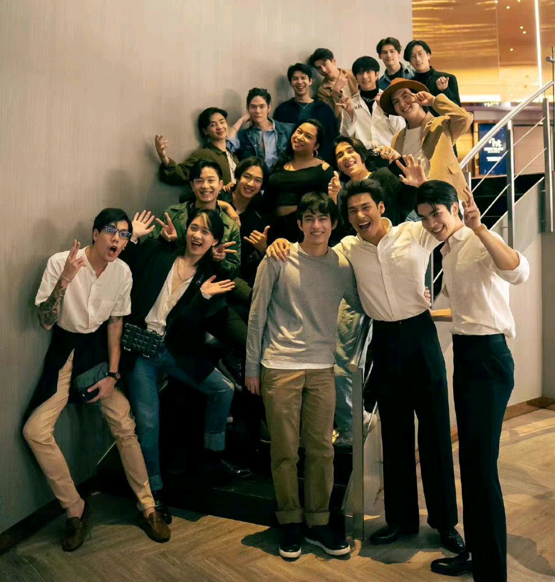 细说泰国男星Build的塌房全过程