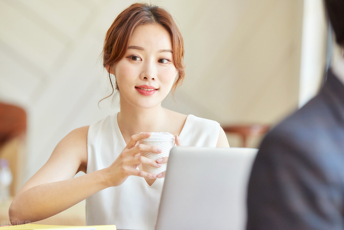 異性之間同居真的會產生感情嗎？ 兩個女人說出心裡話