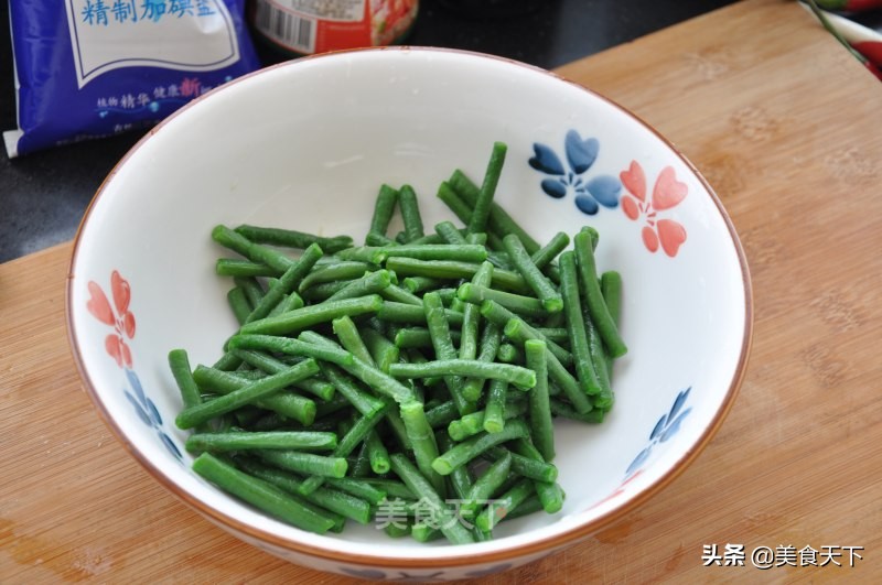 家常豇豆这样做，可以多吃好几碗饭！操作简单，喜欢你就试试吧