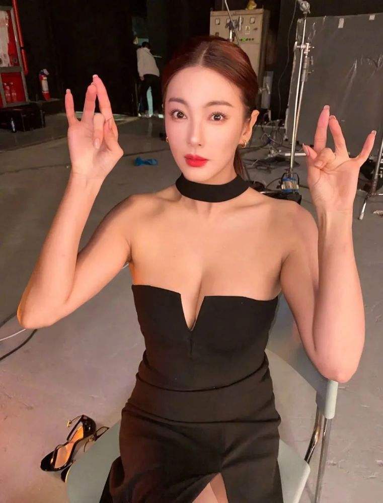 别在追求“白幼瘦”了，这10位女星告诉你，珠圆玉润也是一种美