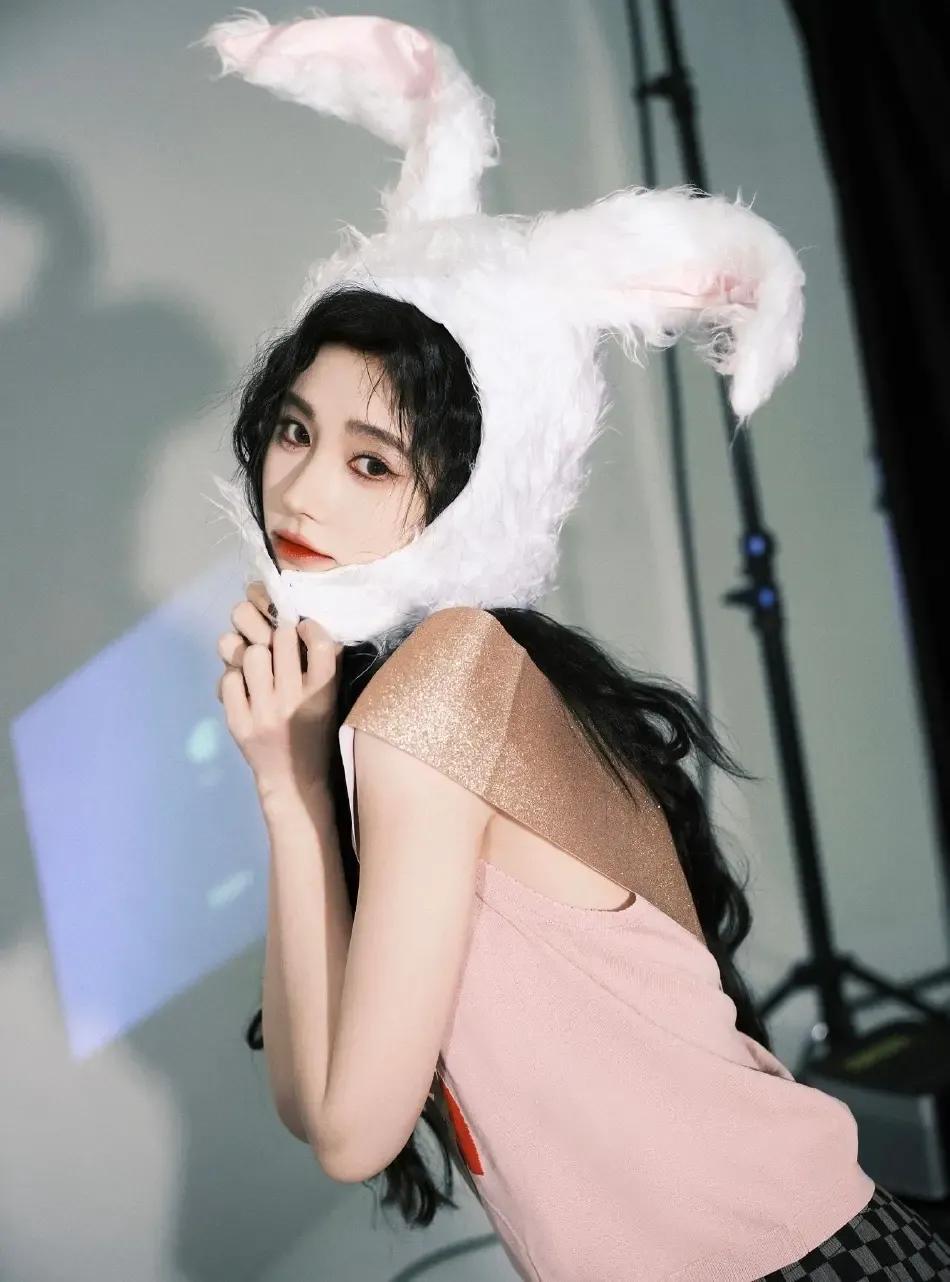 精美图集｜鞠婧祎造型大赏