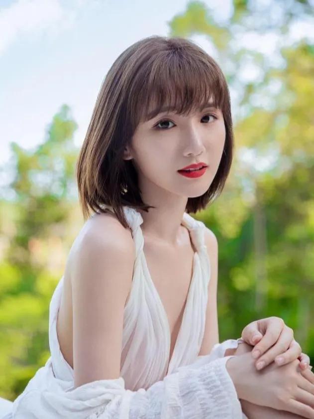 娱乐圈那些私生活混乱的男星，陈翔劈腿，陈浩民婚内“狼吻”嫩模