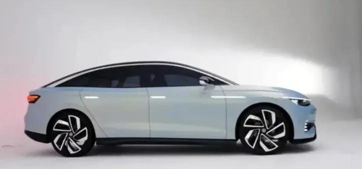 若20万起爆款？大众 首 款纯电B级轿车，续航620KM