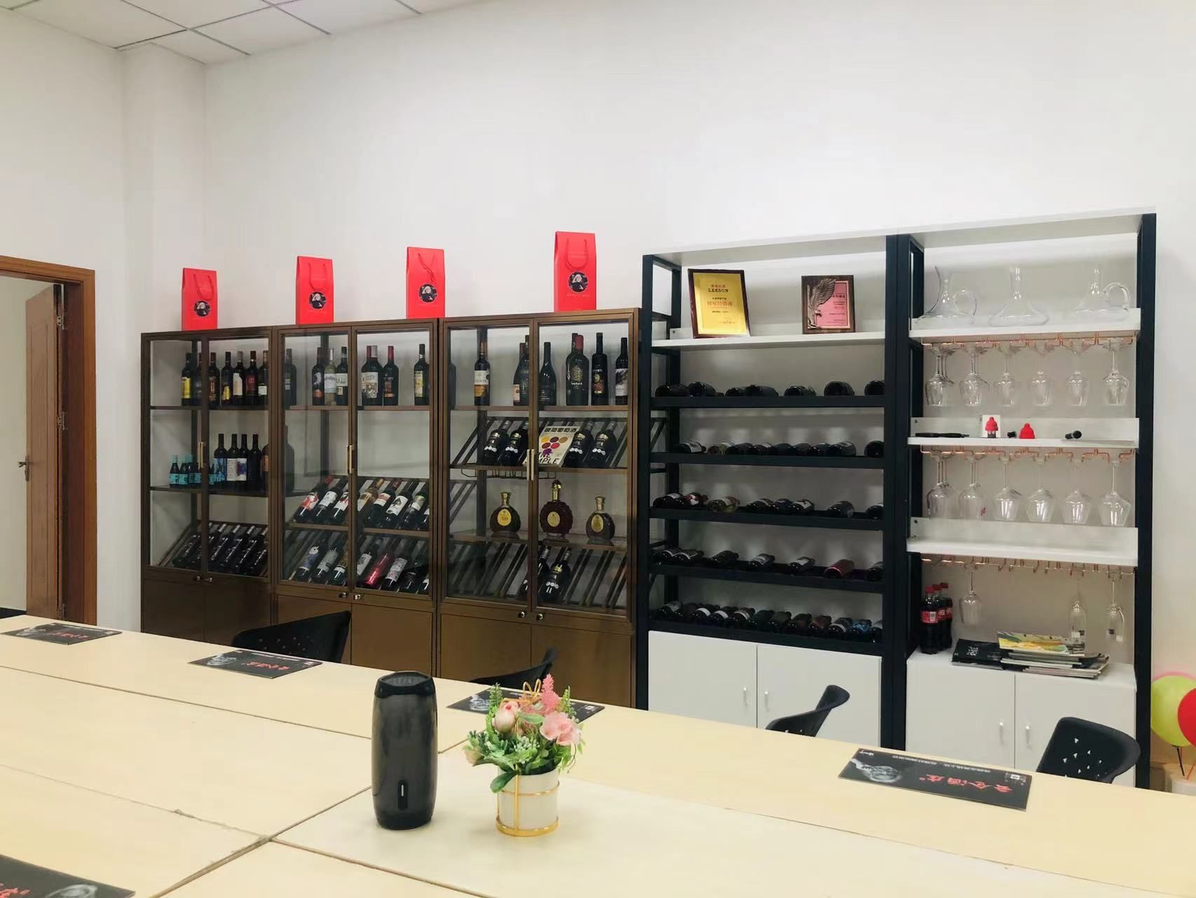 雷盛红酒的销售模式，只为你创富而来