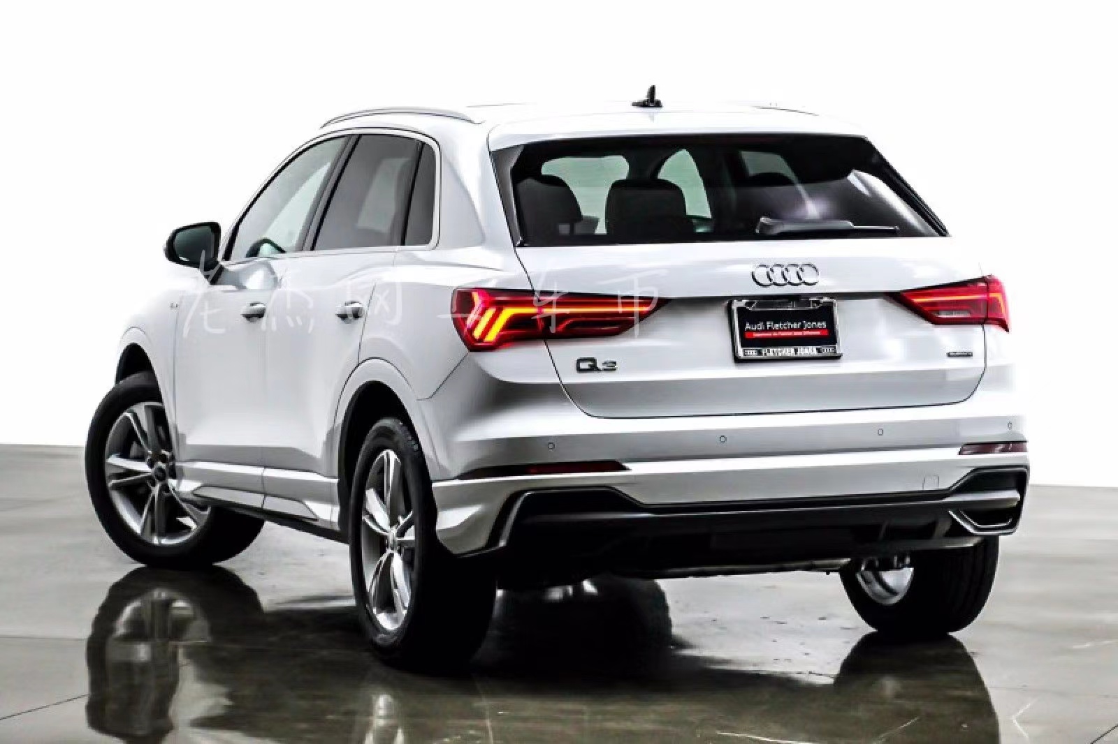 2023版Q3曝光！换装2.0T+8AT，预售28万，竞争X1，新造型更犀利