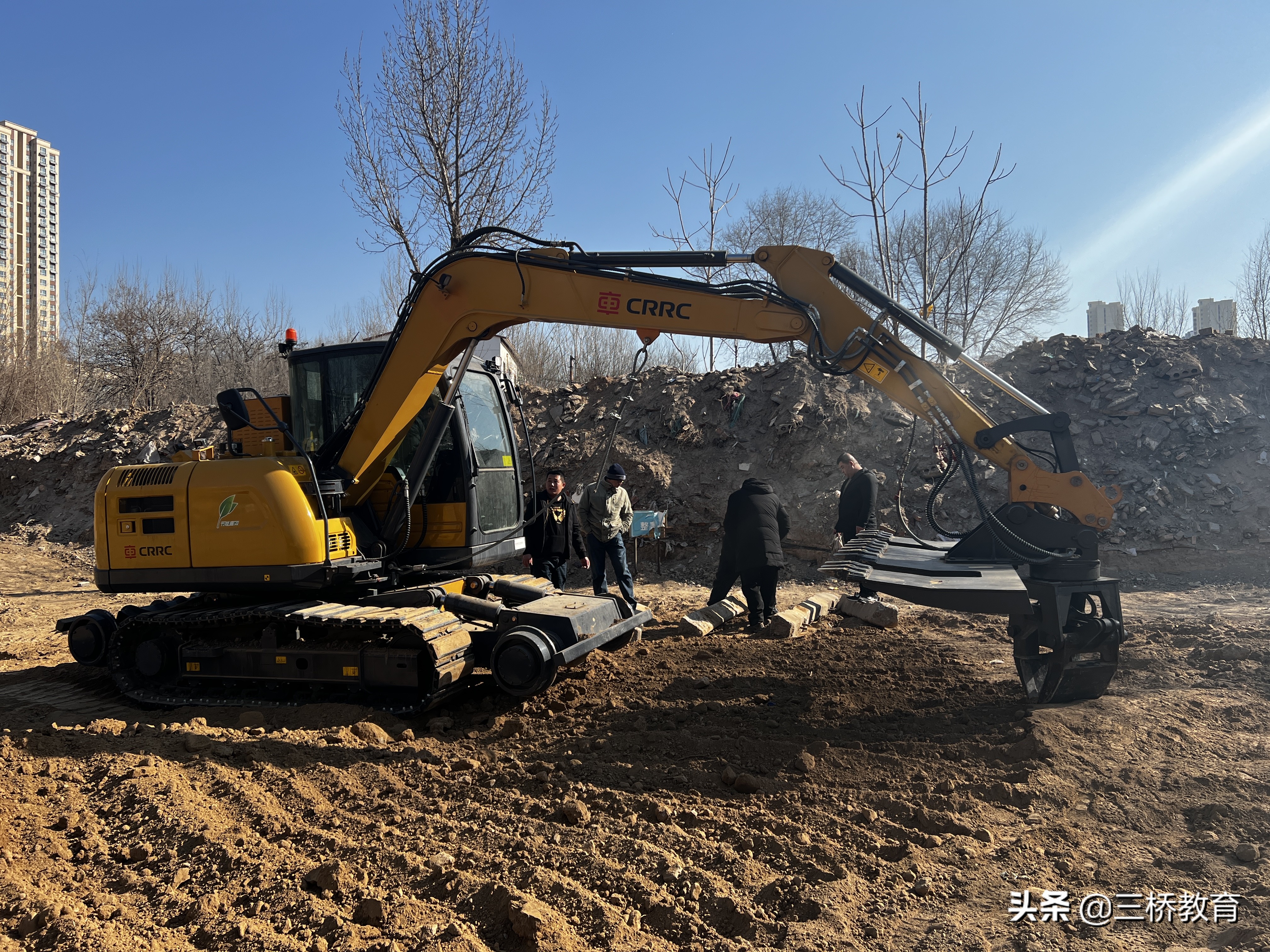 学习挖掘机需要去专业的培训学校，怎么选就是个大问题？