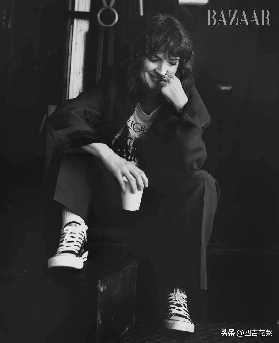 薇诺娜瑞德:韶华易逝,容颜如何幻化出另一种美