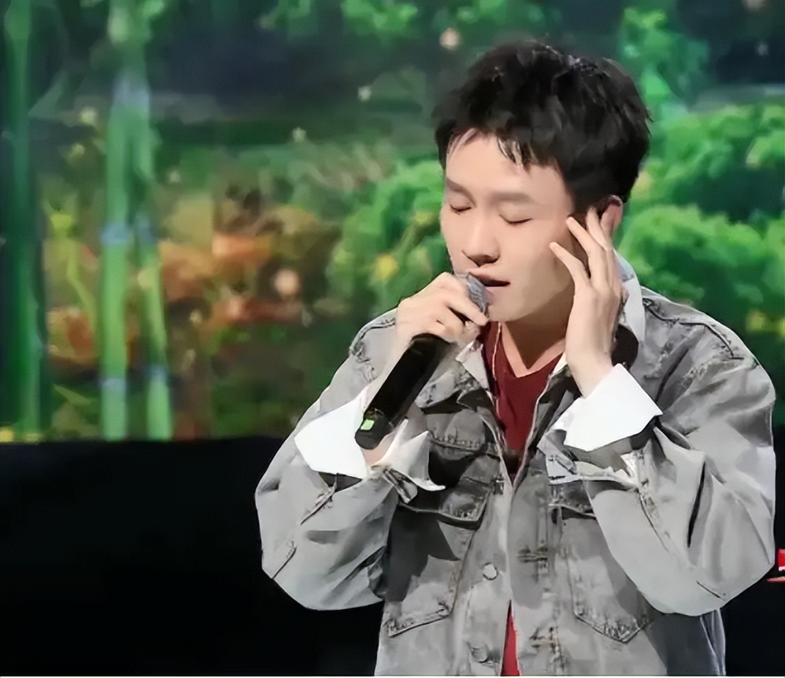 戴林港：将流行时尚音乐与侗族大歌元素深度融合的有益尝试