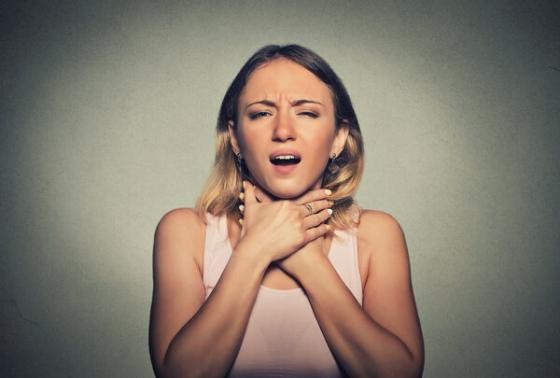 经常胸痛、背痛？可能是胃食管反流在伪装！此病易误诊，小心癌变