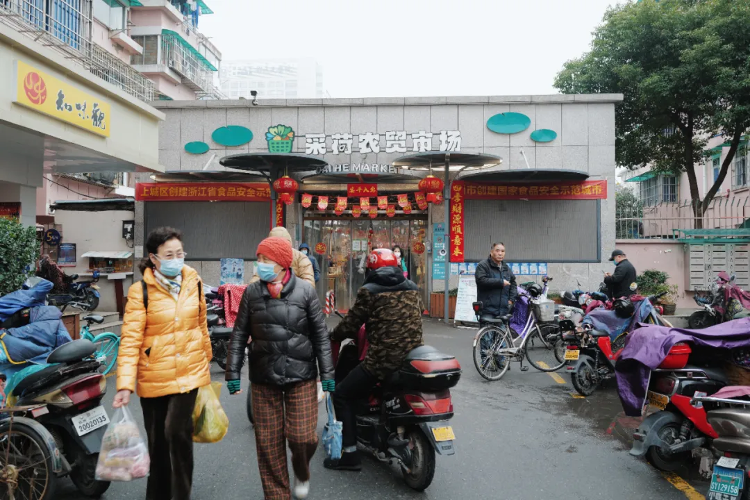 没想到有一天,在菜场被馋哭