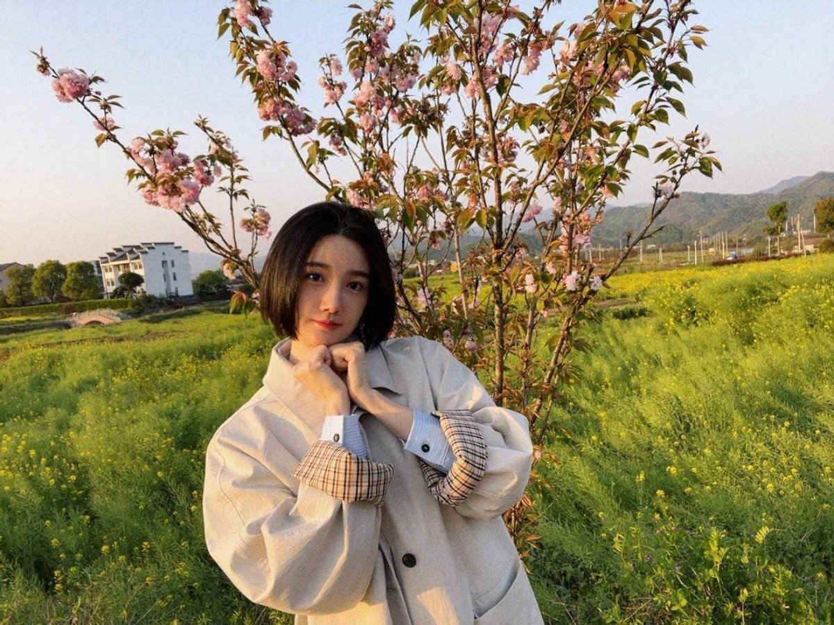 脸和身材判若两人，天使脸魔鬼身材的女明星，有的绝色有的尴尬