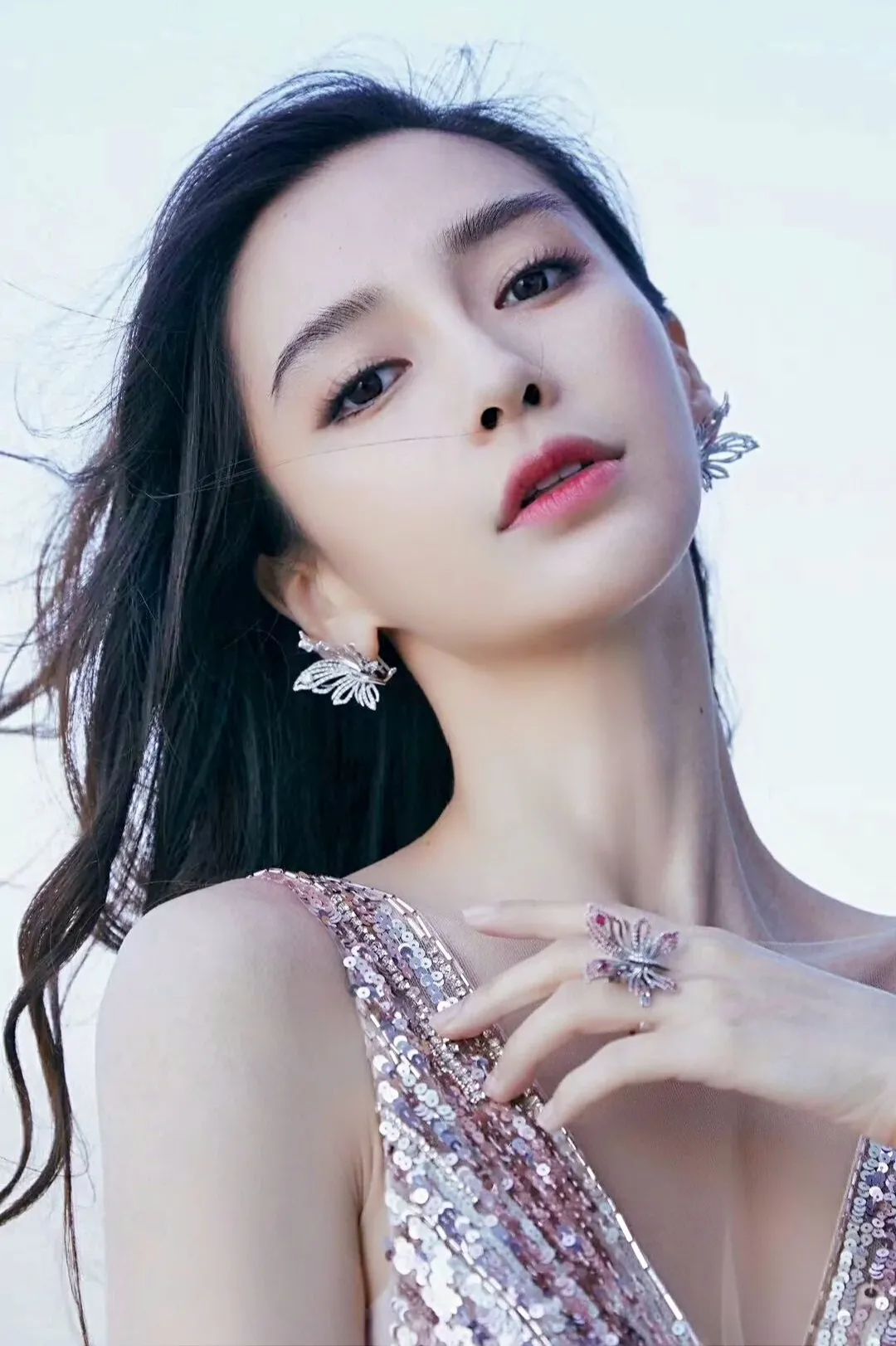 杨颖：秀色可餐