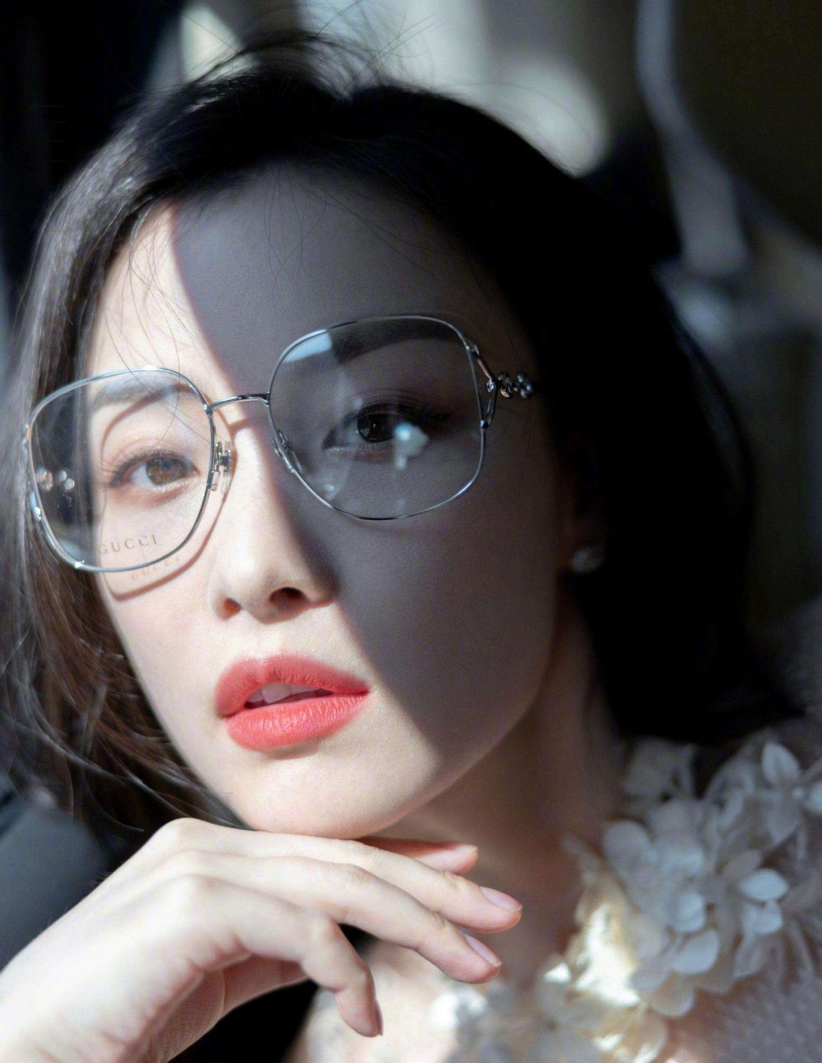 脸和身材判若两人，天使脸魔鬼身材的女明星，有的绝色有的尴尬