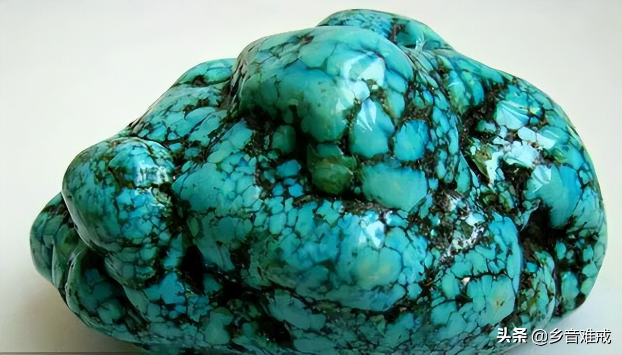 水草玛瑙原石是什么样子的水草玛瑙原石图片