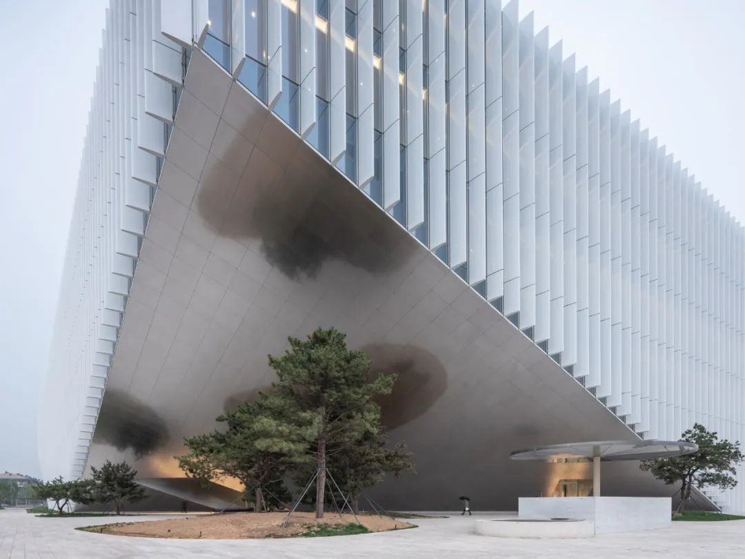 9大公司总部大楼建筑，哪家更酷？