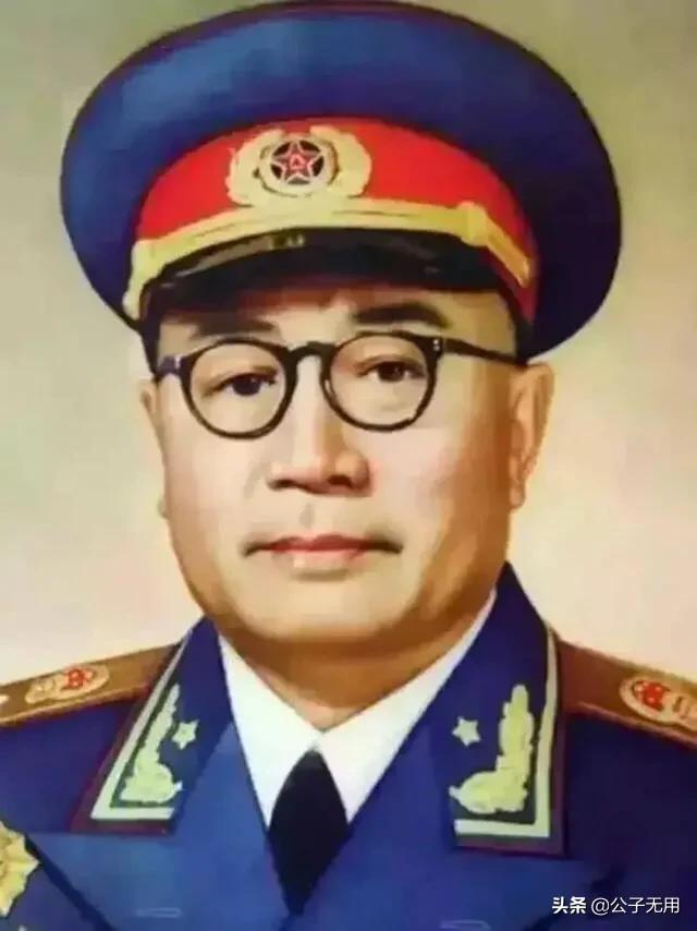 南京军事学院往事：学员是将军，教员是校尉，败军之将当老师