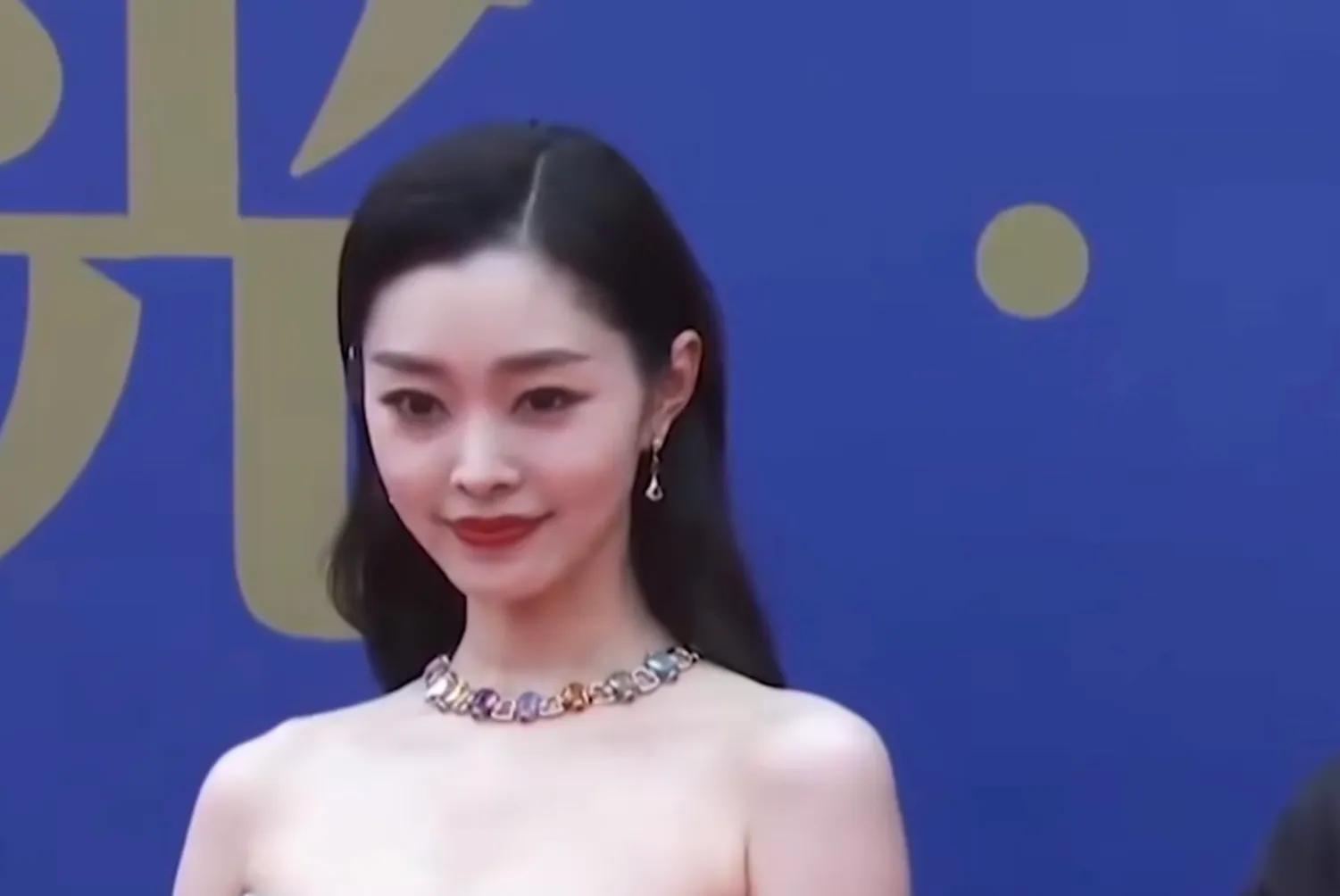 演技碾压baby，为何一直载娱乐圈活跃不起来的女明星是谁呢？