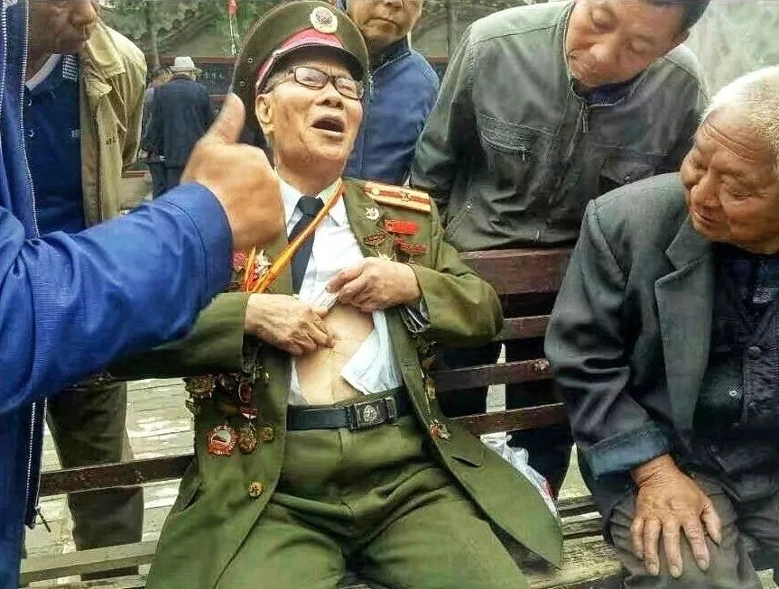 线上展览|“喜迎二十大 永远跟党走”庆祝“八一”建军节摄影作品线上展览