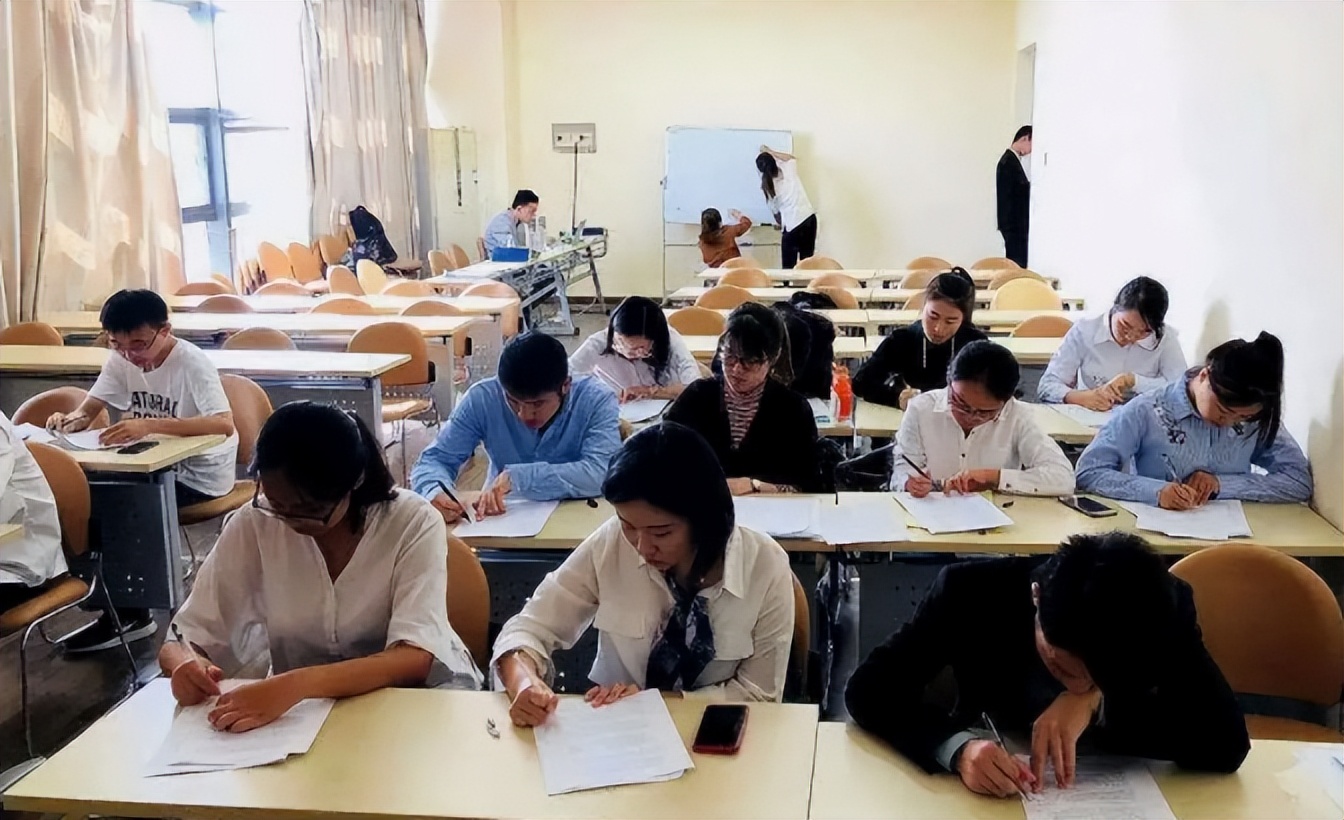 “挂科率”较高的4个专业，一个比一个难，学霸也有点招架不住