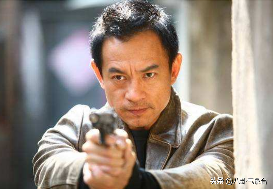 演员周浩东，27岁上北电，养父是他前行路上最大的支持