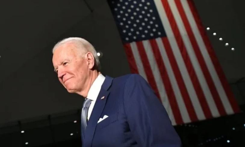 �����Ƿ��ߵ���һ�������Űݵǵ��棬�������ⷬ��̬����