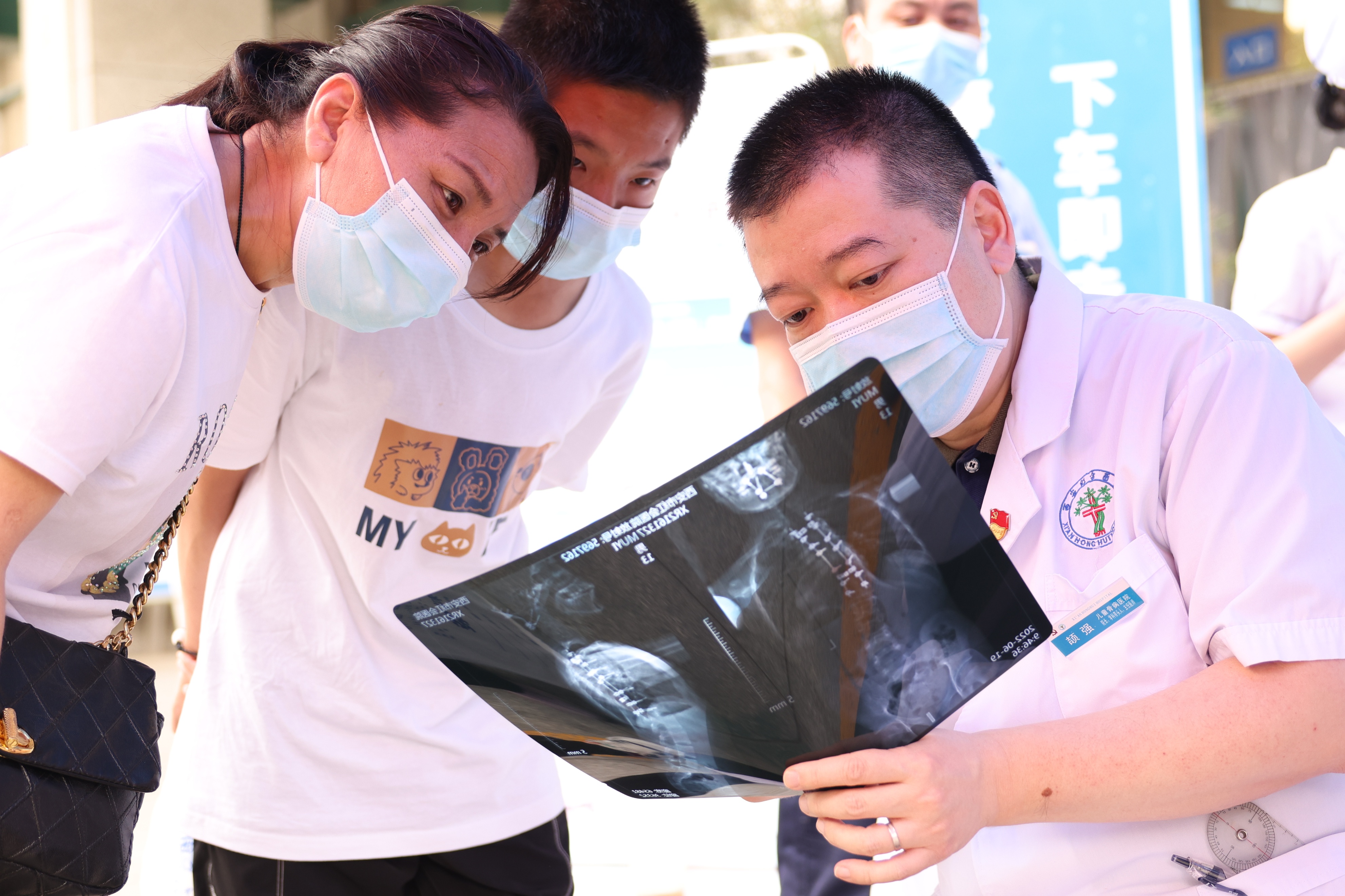 这个六月“5+1”守护成长 儿童骨病医院系列义诊活动圆满结束