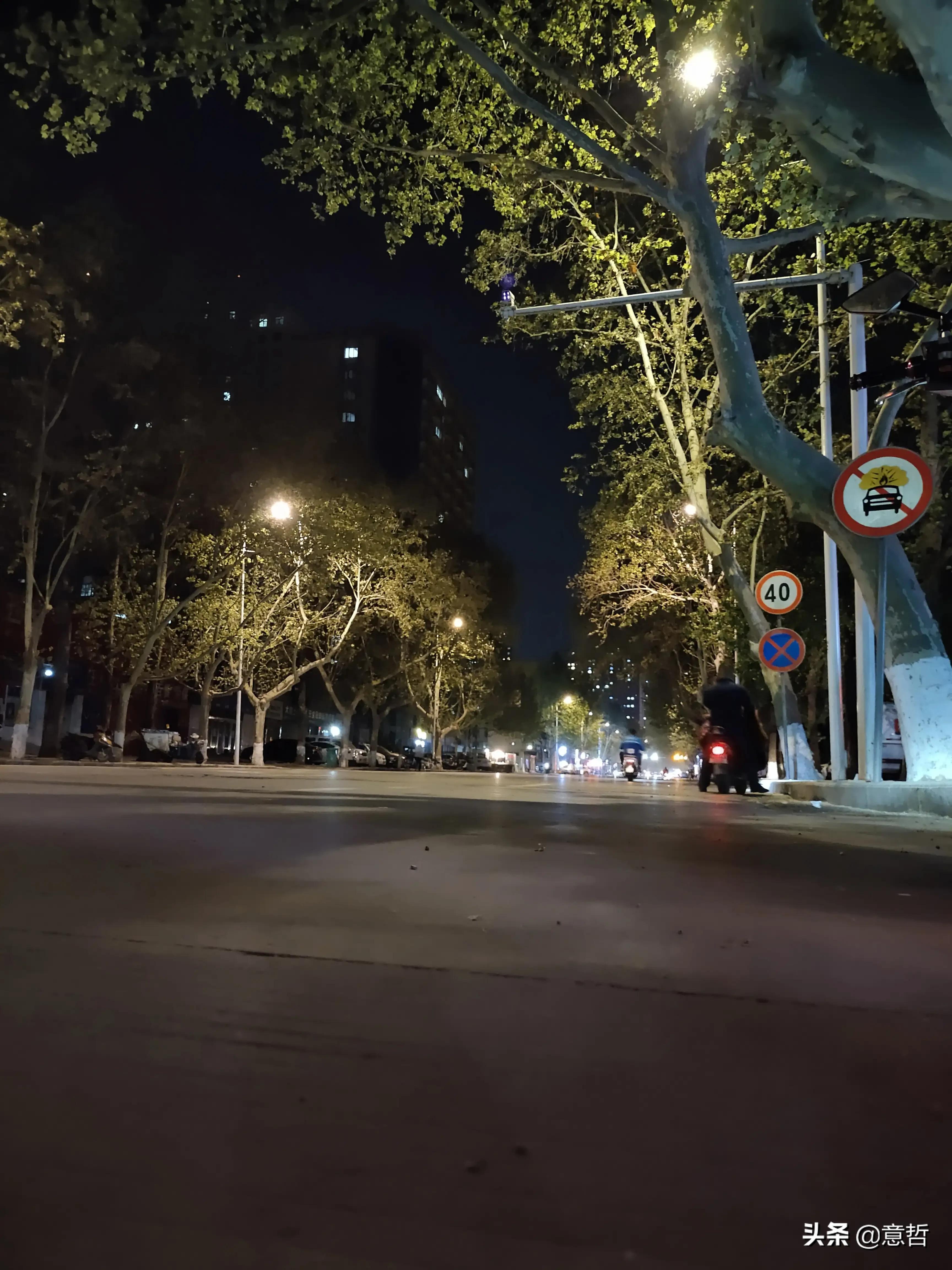 午夜街景图片