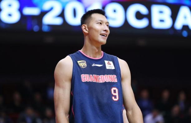 易建联nba为什么不顺(易建联当年在NBA表现不佳，究竟是哪些原因造成的？)