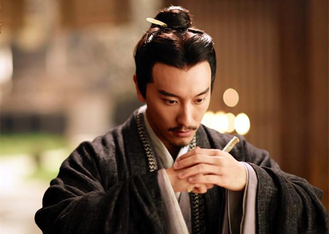 三国中的10大谋士，郭嘉第6，诸葛亮第三，前2名都是谁？