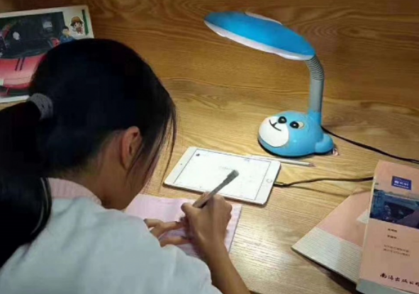 多地中小学暑假时间公布，学生笑了，家长哭了：还没开学又放假了