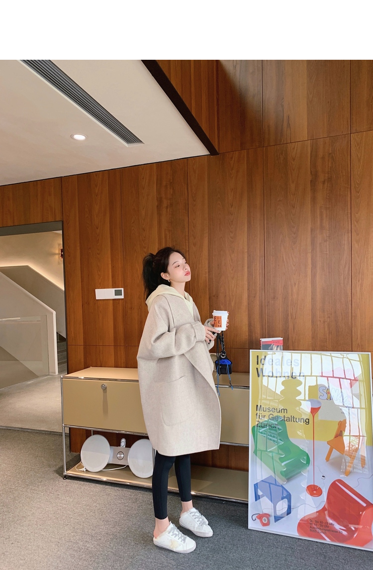 今年流行的“瑜伽裤”，搭卫衣、大衣显瘦高级，时髦精们必备