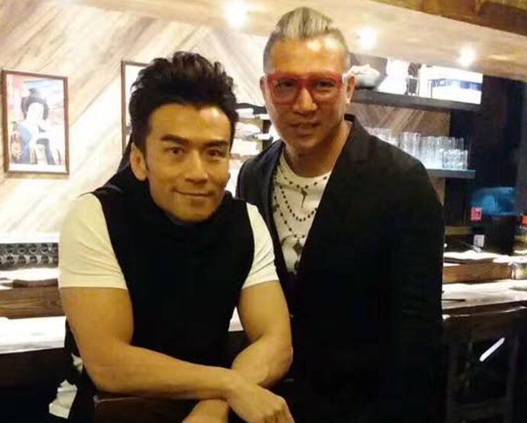 51岁男星刘永健久违现身，被吐槽老到认不出，脸色突变装作要发怒