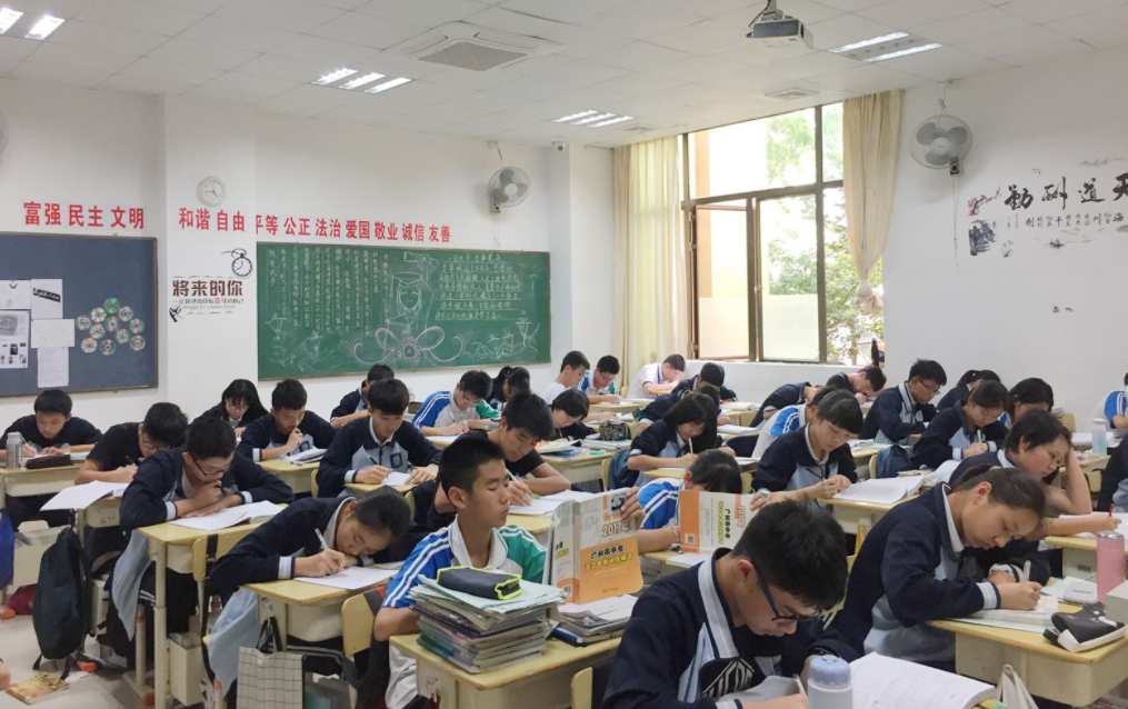 家长想要了解学生在校表现，不用着急问老师，看看作业就能明白