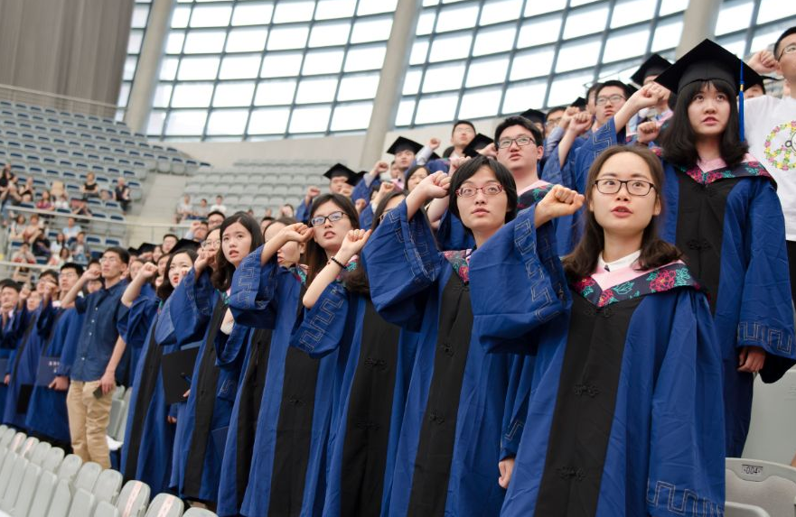 国内大学普遍被分为8档，学生考上第四档就算学霸，你在哪一档？