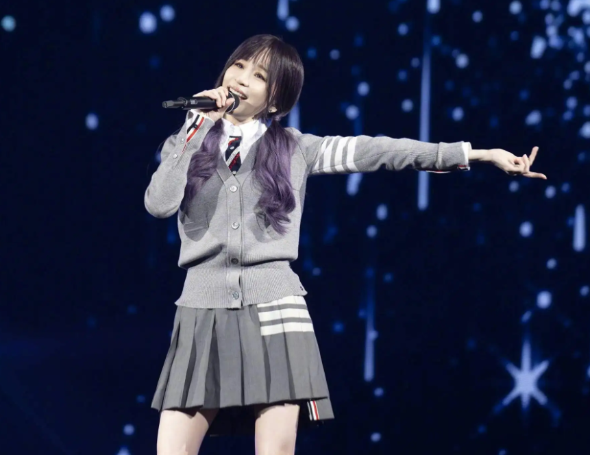 王心凌其实有点不适合真人秀综艺，因为她性格慢热，会有些吃亏