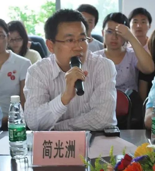 致敬简光洲：报道“三聚氰胺”第一人！第一个点出了三鹿的名字