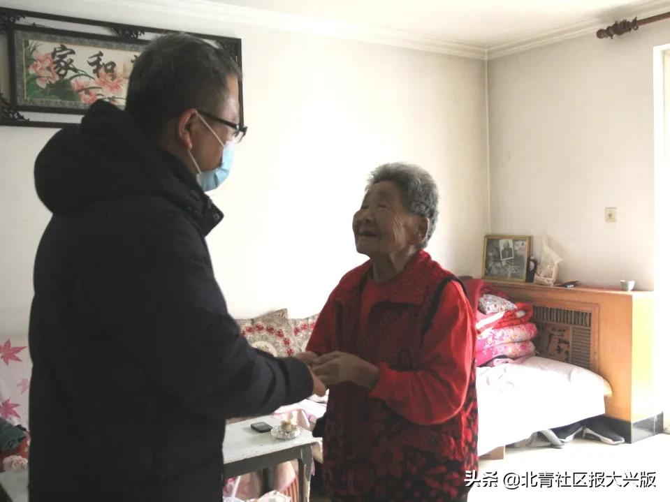 3小時(shí)搶修完畢!“無(wú)感”維修 讓居民溫暖不停供