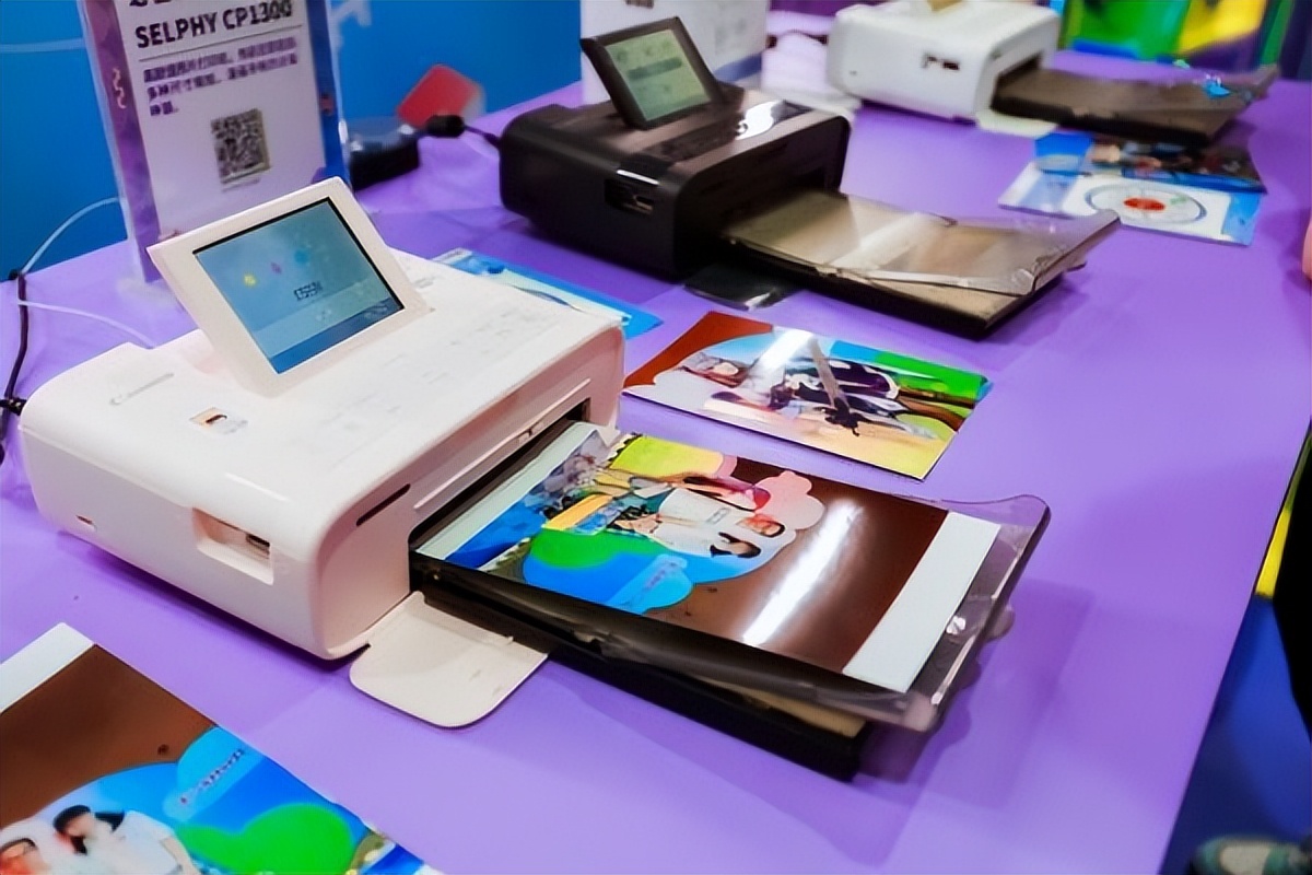 ���ƴ�Ԫ�ڣ�������ө��涯����Ϸ���껪�����ഺ�˳�