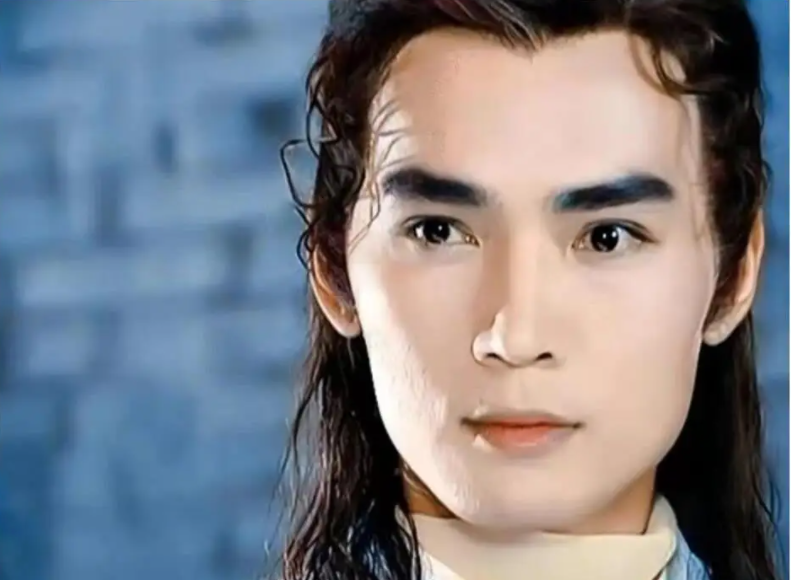 琼瑶男神今昔对比：苏有朋网传参加《哥哥2》，焦恩俊变街边大爷