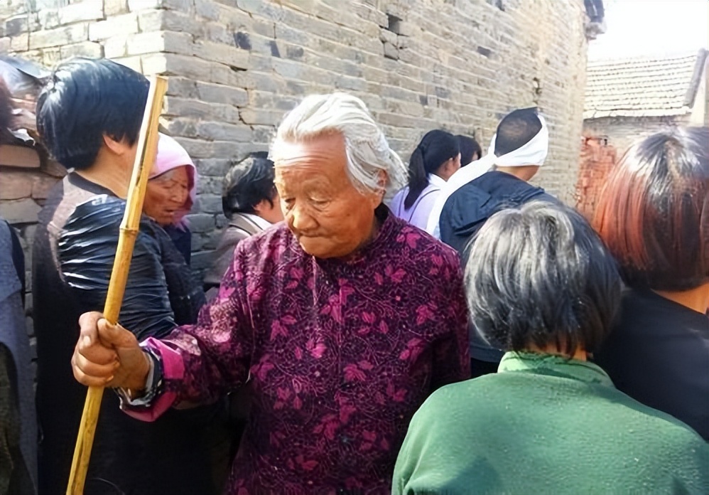 12月不是我们最好的那个月(“人怕腊月死，更忌腊月生”这句俗语你听过吗？腊月出生不好吗)