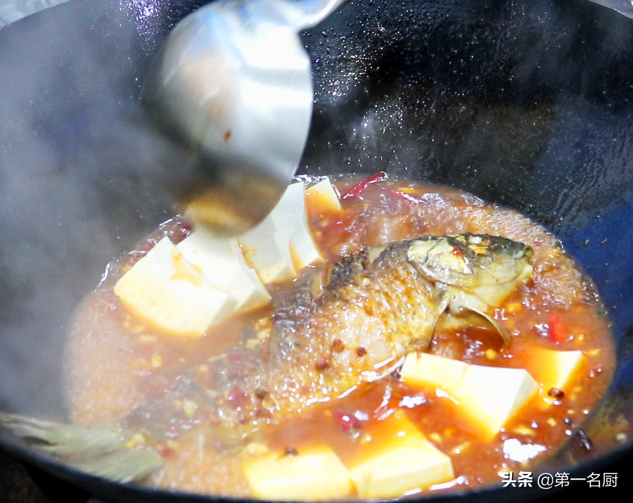 鲫鱼怎么做好吃（分享3种鲫鱼的做法鲜嫩入味好吃又好做）