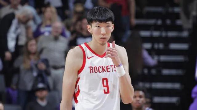 周琦为什么打不了nba(在澳洲联赛大放异彩的周琦，为何就是打不了NBA？)