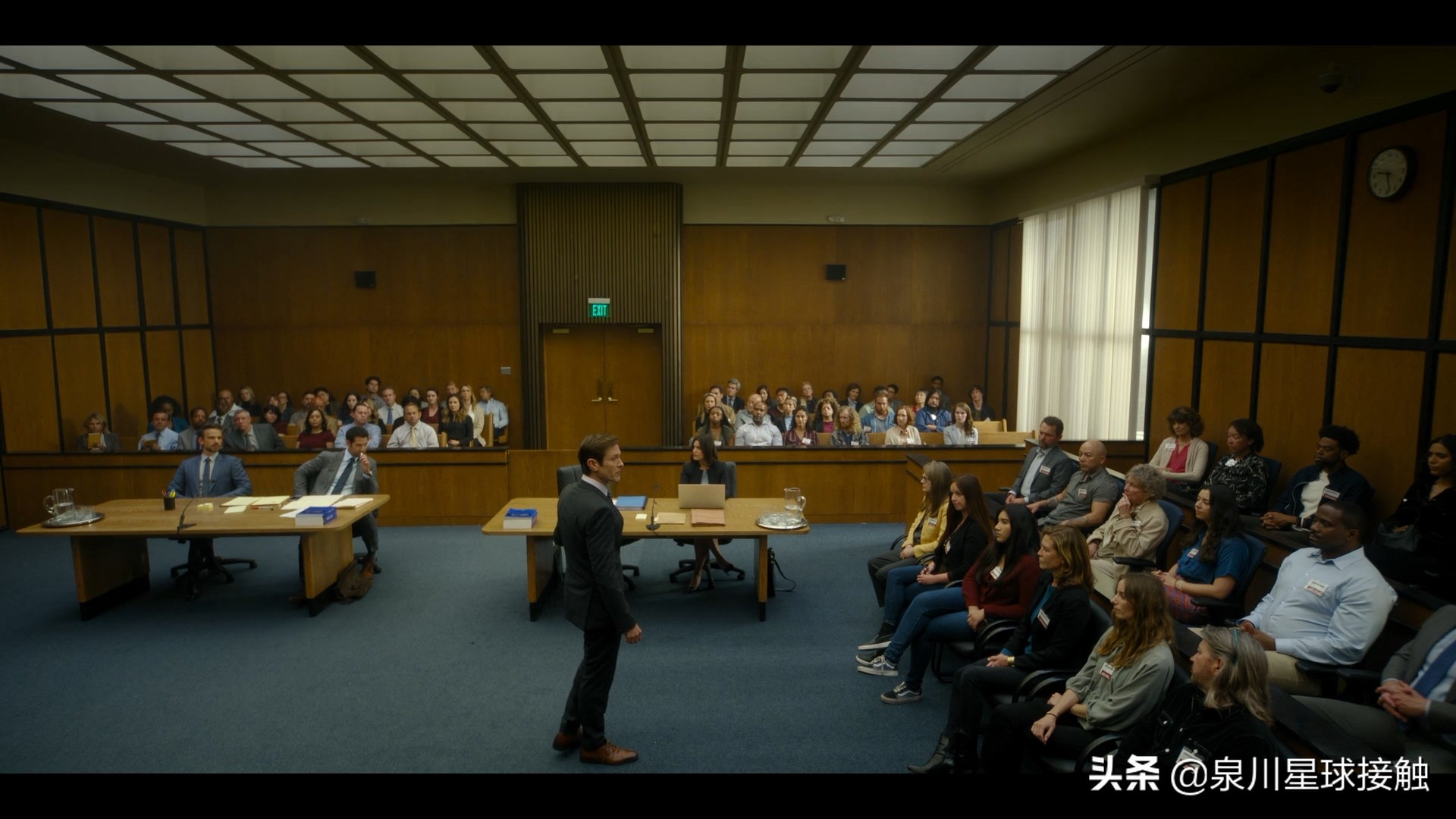 Netflix剧版《林肯律师》引开来，对美国陪审员制度的解析和探讨