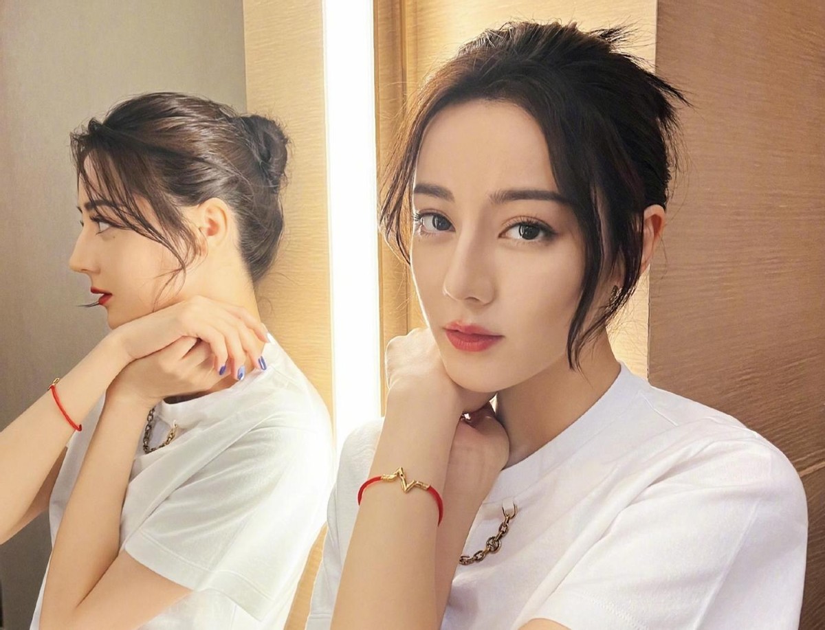 脸和身材判若两人，天使脸魔鬼身材的女明星，有的绝色有的尴尬