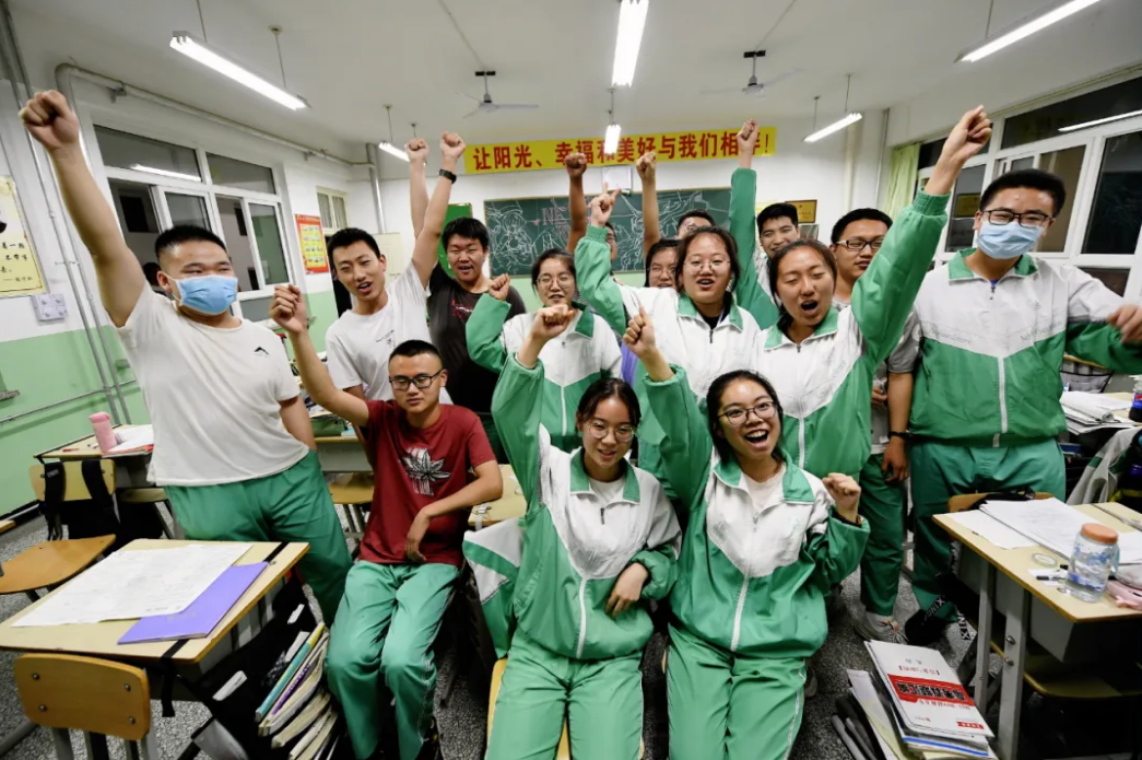 2022高考将延后一个月？上海已经发布通知，7月7日开始考第一科