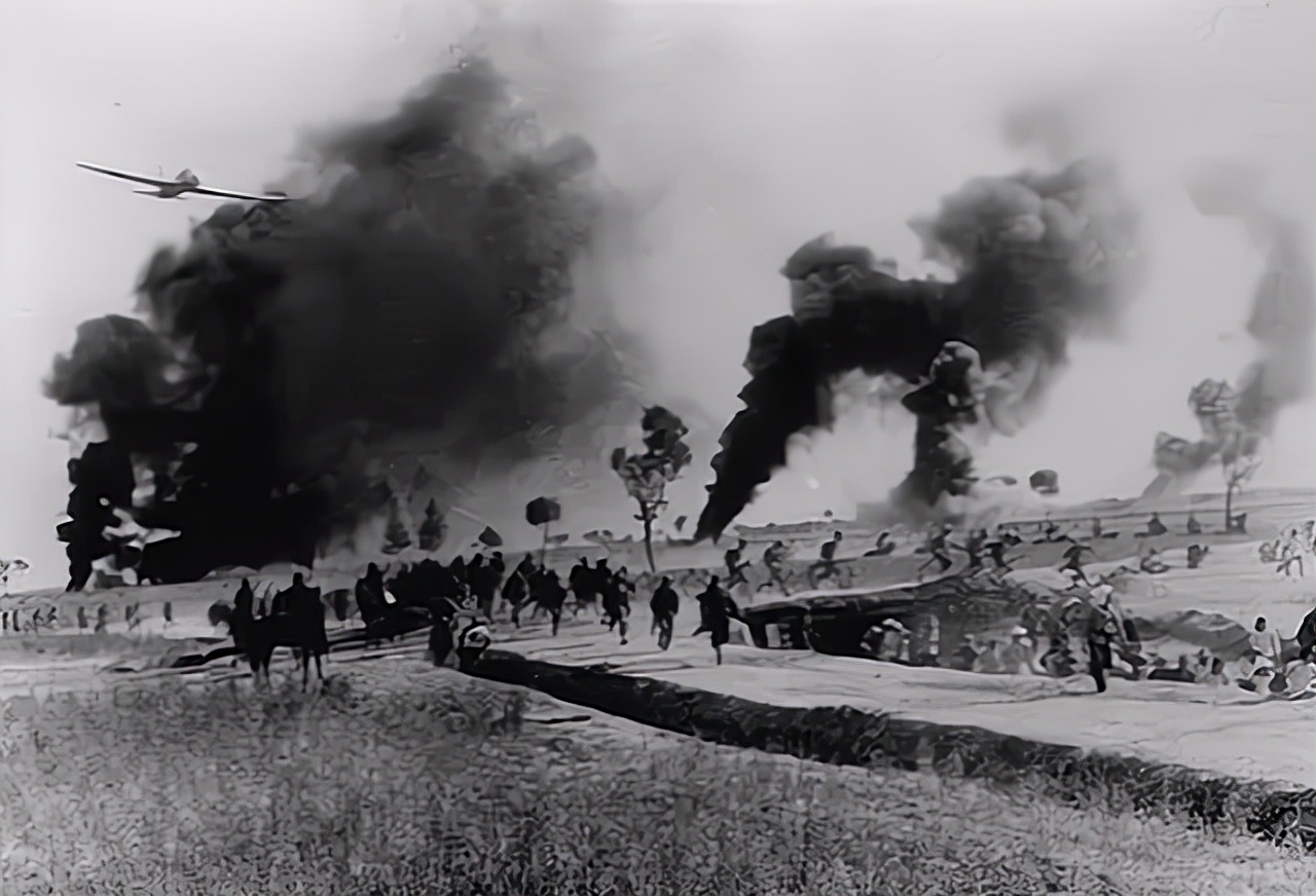 23岁巾帼女英雄，拯救群众不幸被抓，惨遭日军掏心“一尸两命”