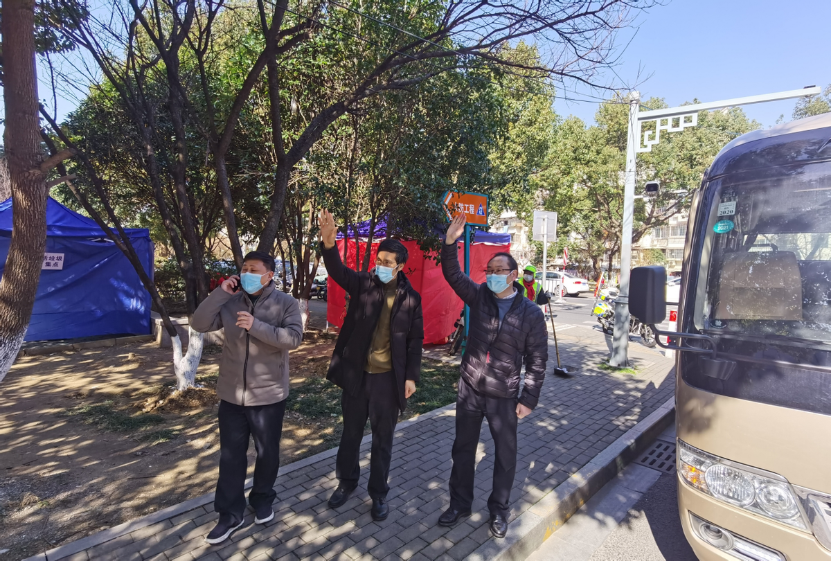 每天70余名干警下沉！苏州市中院重视发挥疫情管控区党员作用