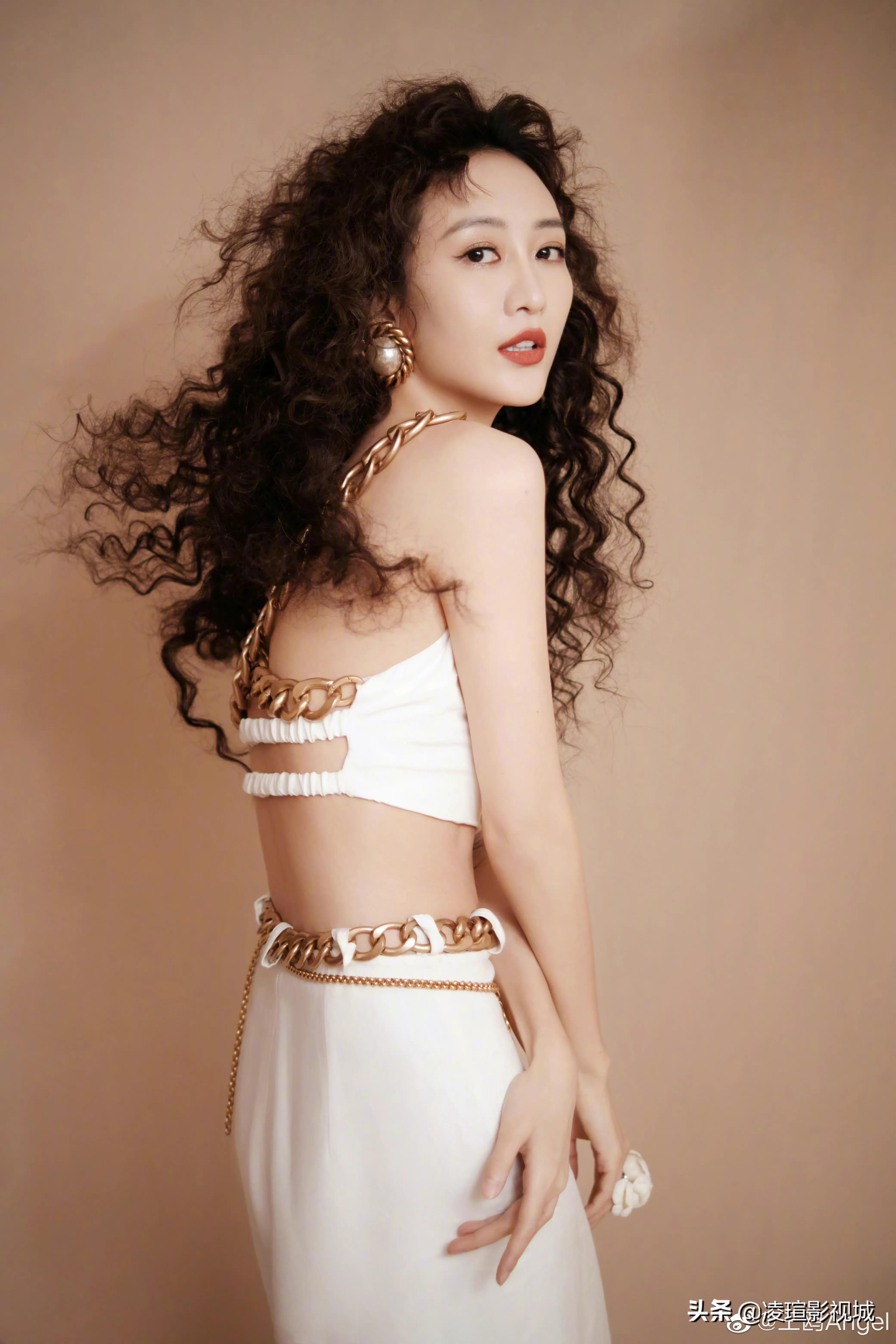 明星壁纸图片分享：王鸥（1）