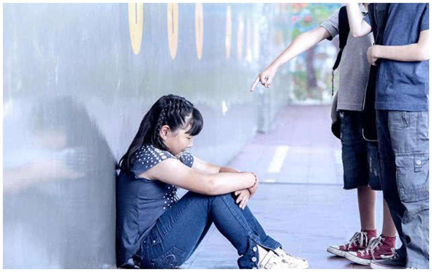 孩子被校园霸凌，不敢告诉家人，宝妈教科书式教育值得借鉴